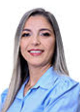 Retrato de FERNANDA DE LÉO DA ROÇA
