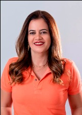 Retrato de SIMONE ENFERMEIRA