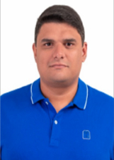 Retrato de CAÍQUE BARBOSA