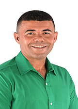 Retrato de VADÃO FERREIRA