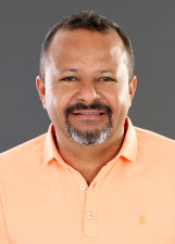 Retrato de SÉRGIO SUZART