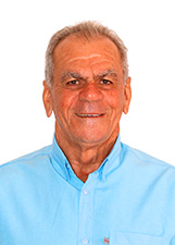 Retrato de DIM DE NOVA COLINA