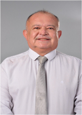Retrato de CÉZAR COSTA