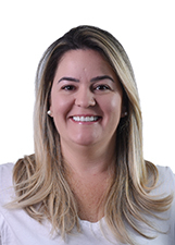 Retrato de LÍVIA FACUNDO