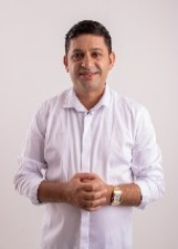 Retrato de RONALDO FRIOS