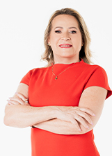 Retrato de LENI FREITAS