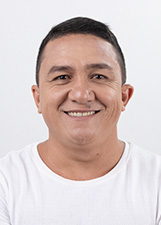 Retrato de ELIANDRO MESQUITA