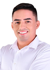 Retrato de CARLOS FILHO