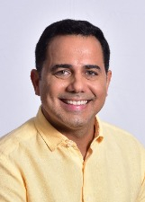 Retrato de ROBERTO FILHO