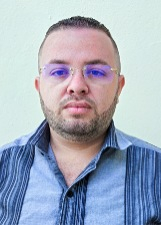 Retrato de VINICIUS COCONETO