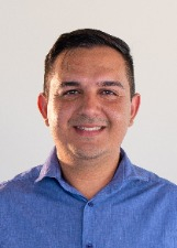 Retrato de LUCAS BRANDÃO
