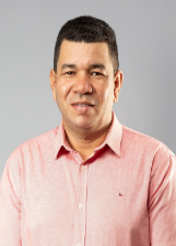 Retrato de LAESTE DOS SANTOS