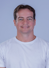 Retrato de JULIO BRIZZI