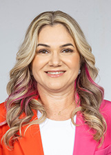 Retrato de JOYCE MARINHO