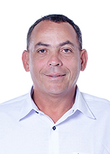 Retrato de DINIM PEDREIRO
