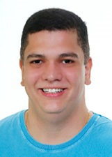 Retrato de RENZO MENDES