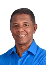 Retrato de NEM DO VILA NOVA