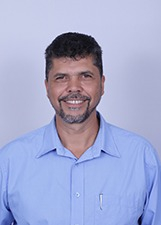 Retrato de LUCIANO MÁRCIO