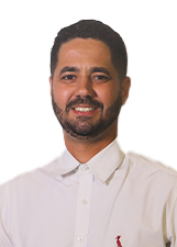 Retrato de VITOR VELOSO