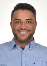 Retrato de ALISSON ROSA