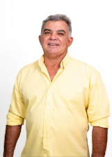 Retrato de FERNANDO ARAÚJO