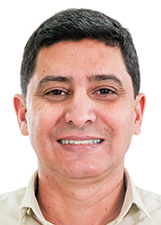 Retrato de URAILTO TAVARES