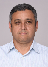 Retrato de LEONARDO ARAÚJO