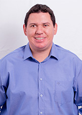 Retrato de VINÍCIUS PRADO