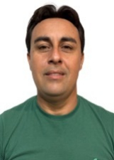 Retrato de TOM DO HELIÃO