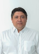 Retrato de REGINALDO LIBERATO