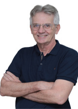 Retrato de DR WALTER VOSGRAU