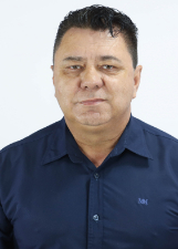 Retrato de LINDOMAR NEVES