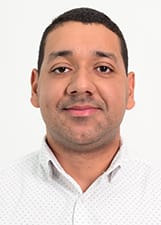 Retrato de EVERTON MACHADO (JACARÉ)