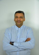 Retrato de IRIS TEIXEIRA