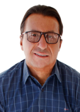 Retrato de MAURO BATISTA